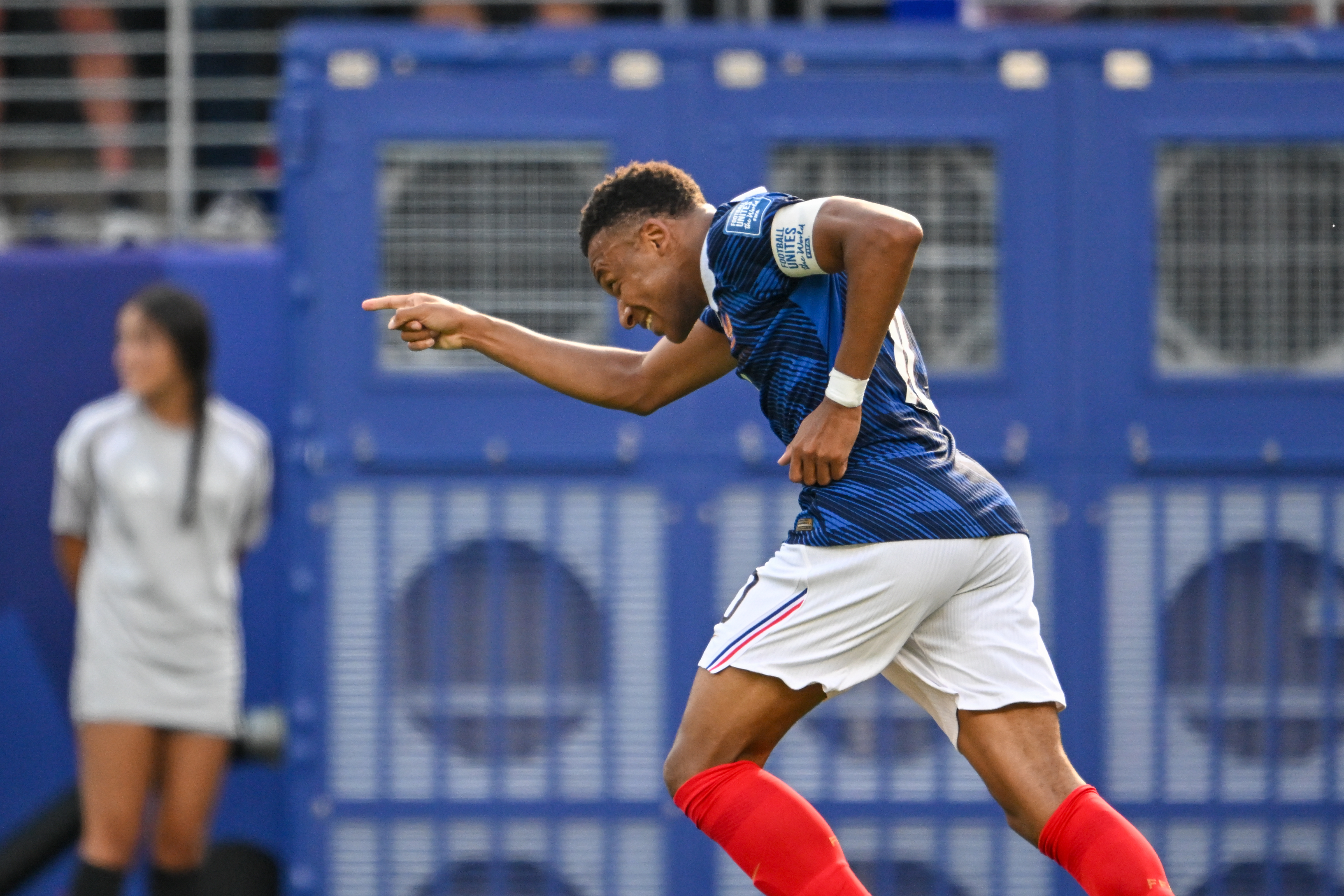 Kylian Mbappé comemora gol pela França na Copa do Mundo de 2026.